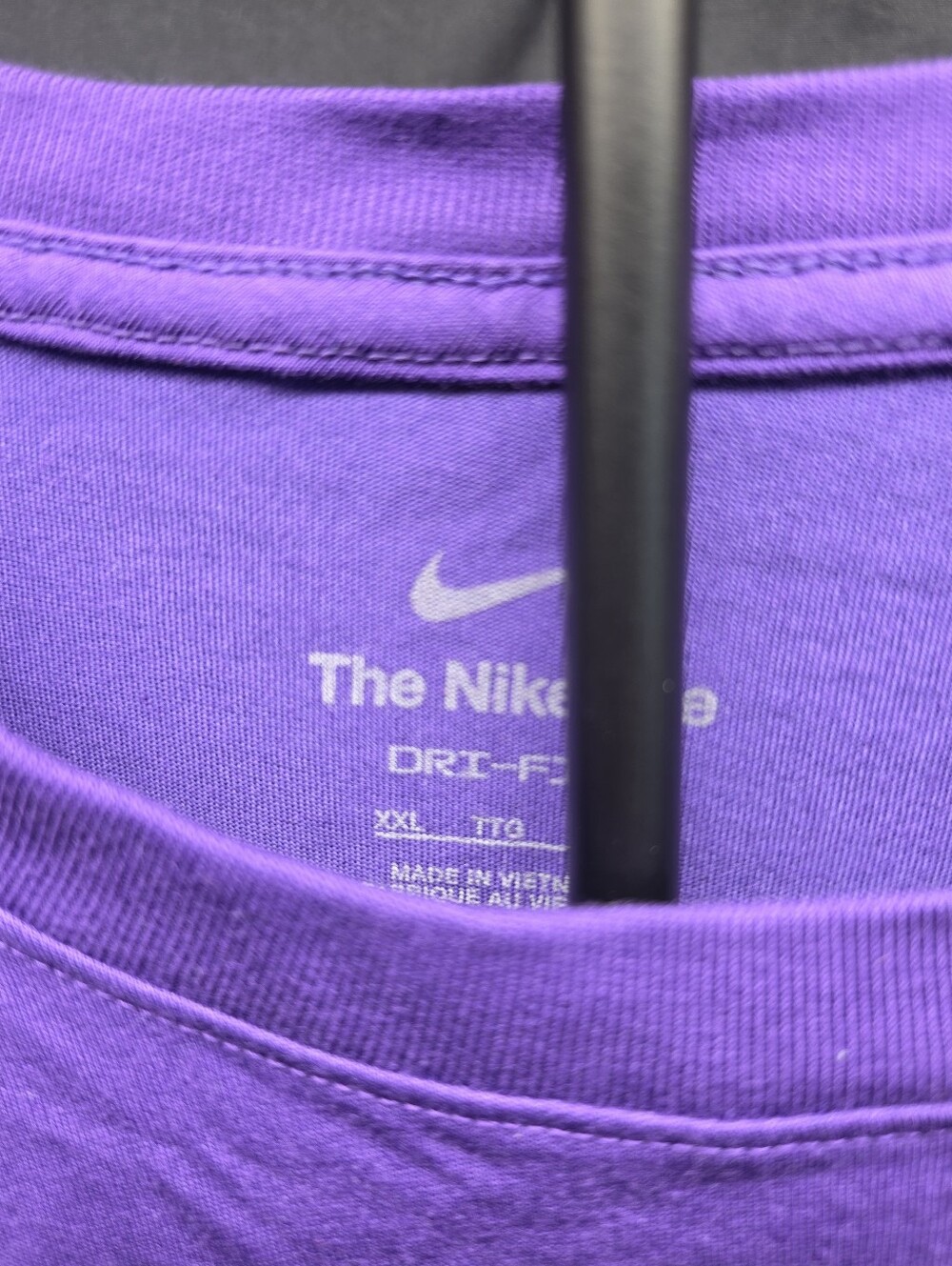 NWT Nike LSU Tigers Dri-FIT Long Sleeve Shirt Men's XXL 2XL Purple Gold - Picture 3 of 4